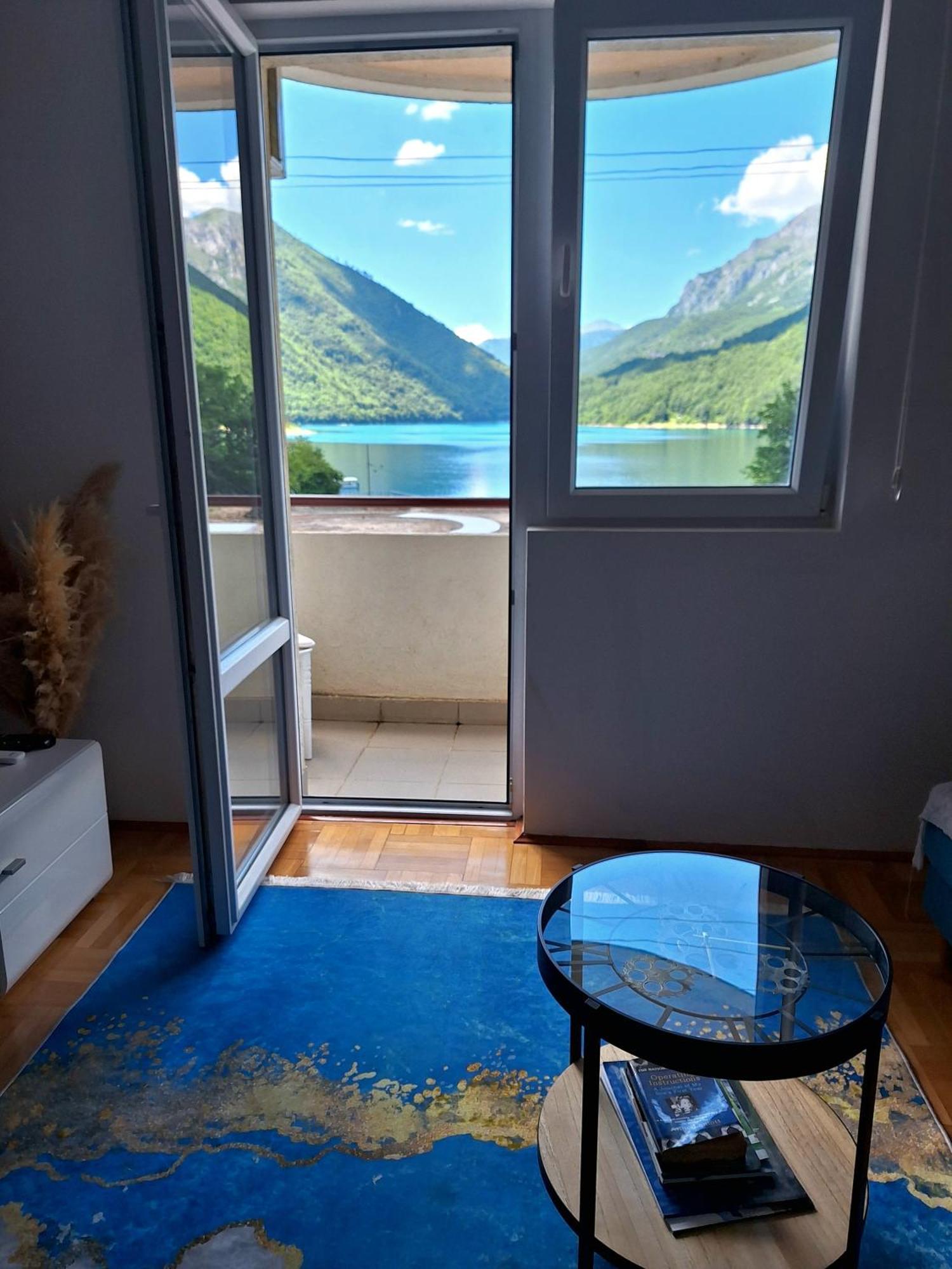 Apartment Lake Story Плужине Екстериор снимка